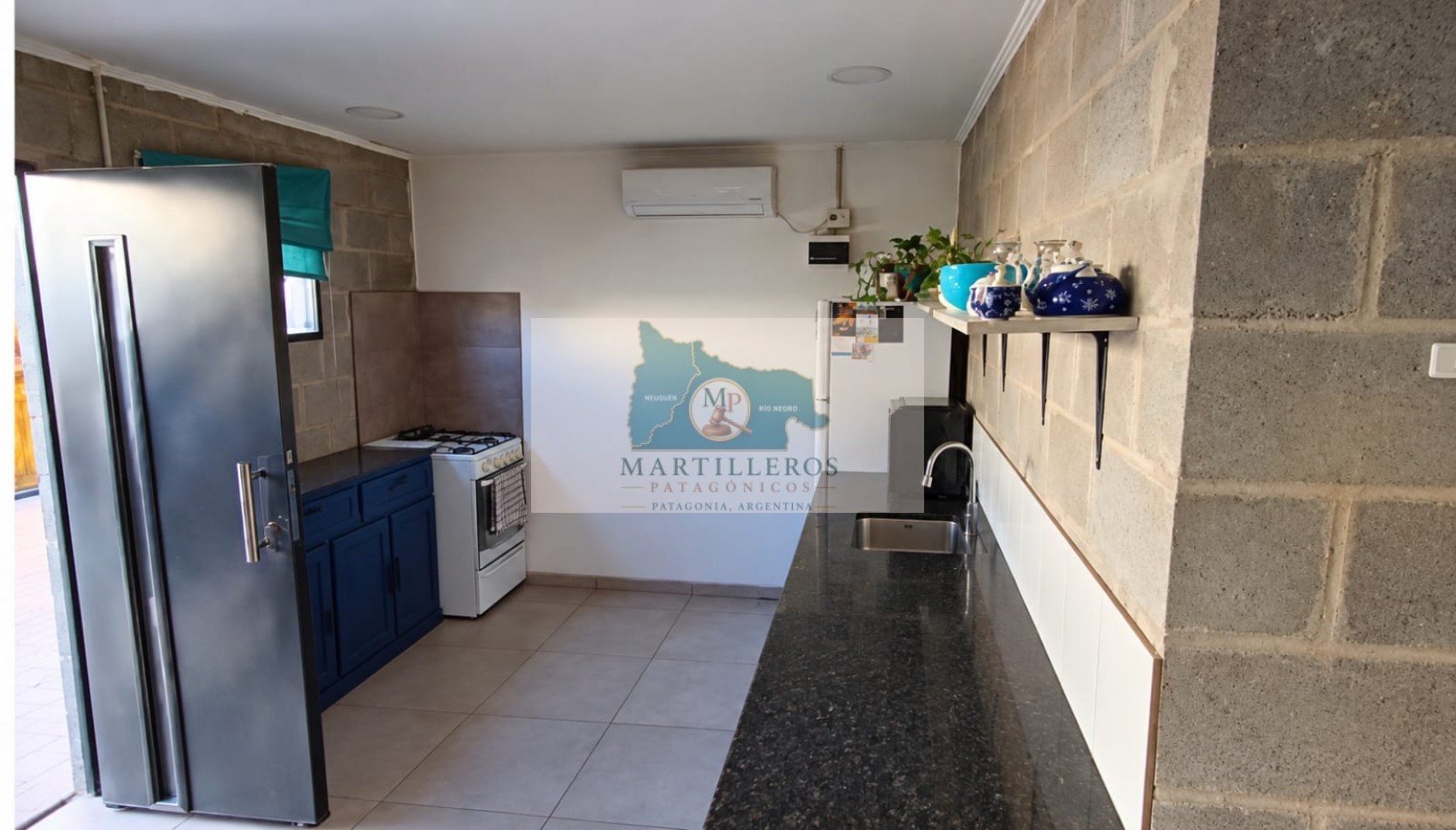 VENTA LOCAL CON ANEXOS TALLER, DEPOSITO Y VIVIENDA