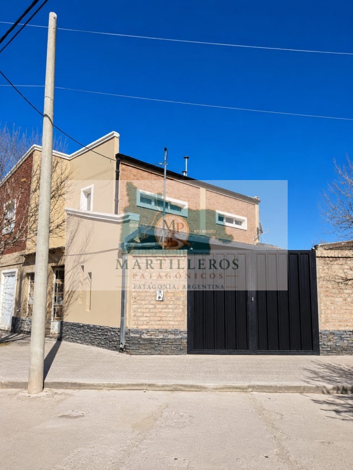CASA + LOCAL EN VENTA