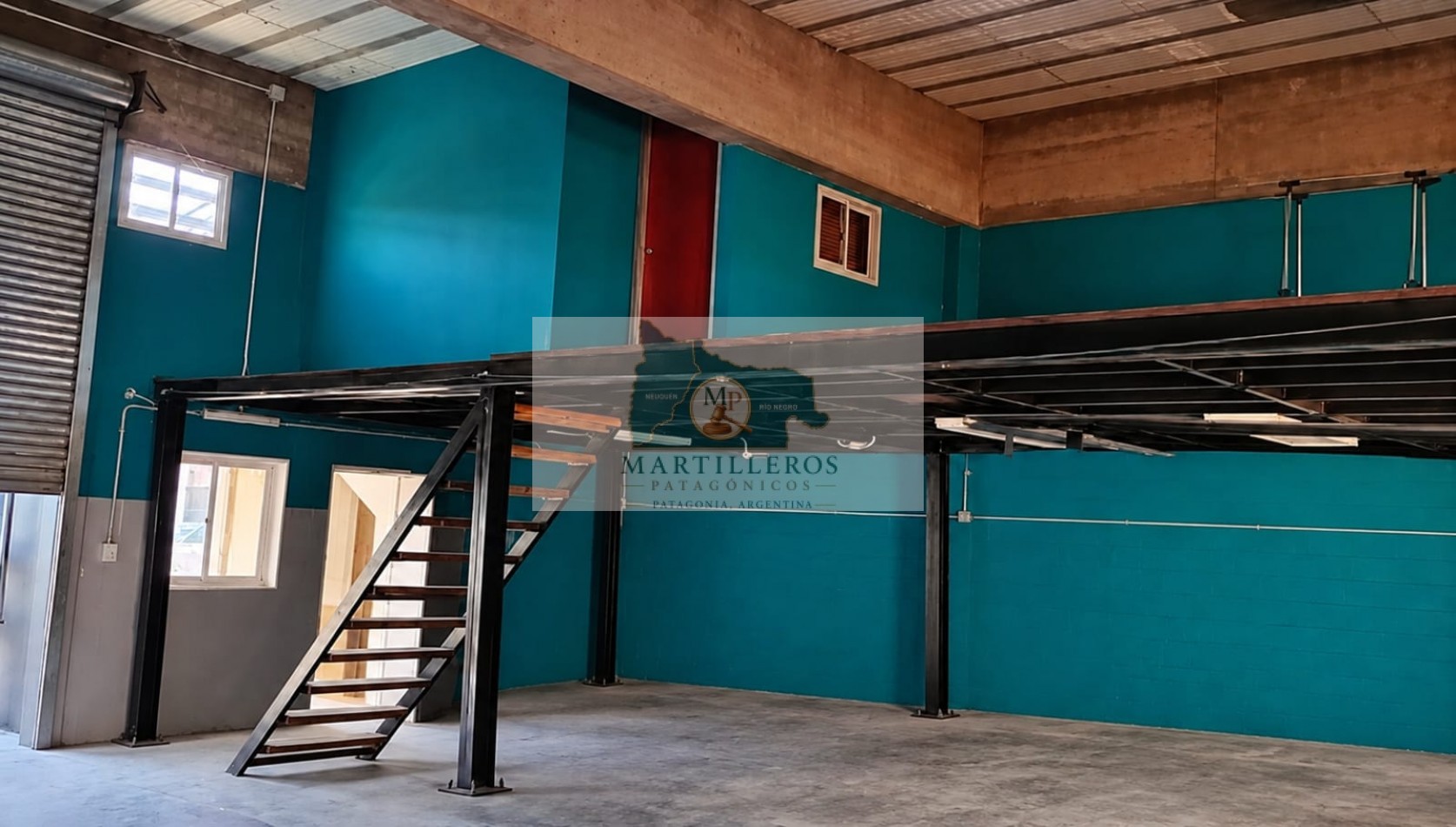 VENTA LOCAL CON ANEXOS TALLER, DEPOSITO Y VIVIENDA