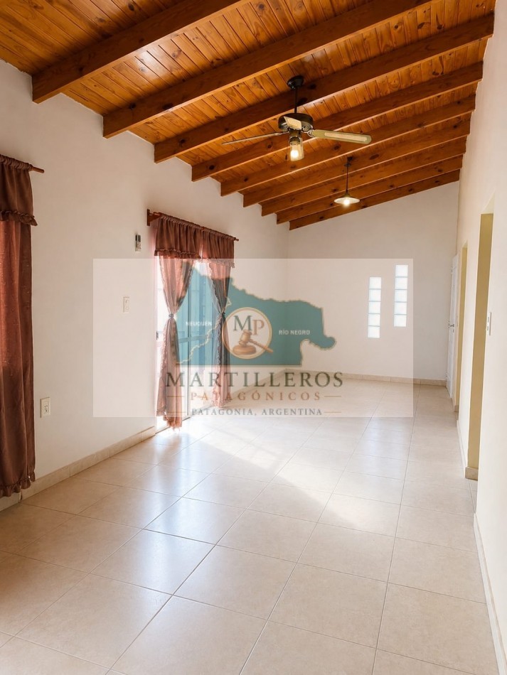 CASA + LOCAL EN VENTA